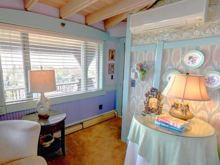 بروفينس Lands End Inn - Adults Only المظهر الخارجي الصورة